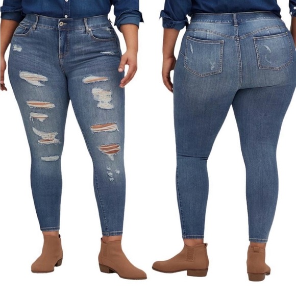 TORRID Bombshell Distressed Skinny Premium
Stretch‎ Jeans Size 24S - Picture 1 of 11